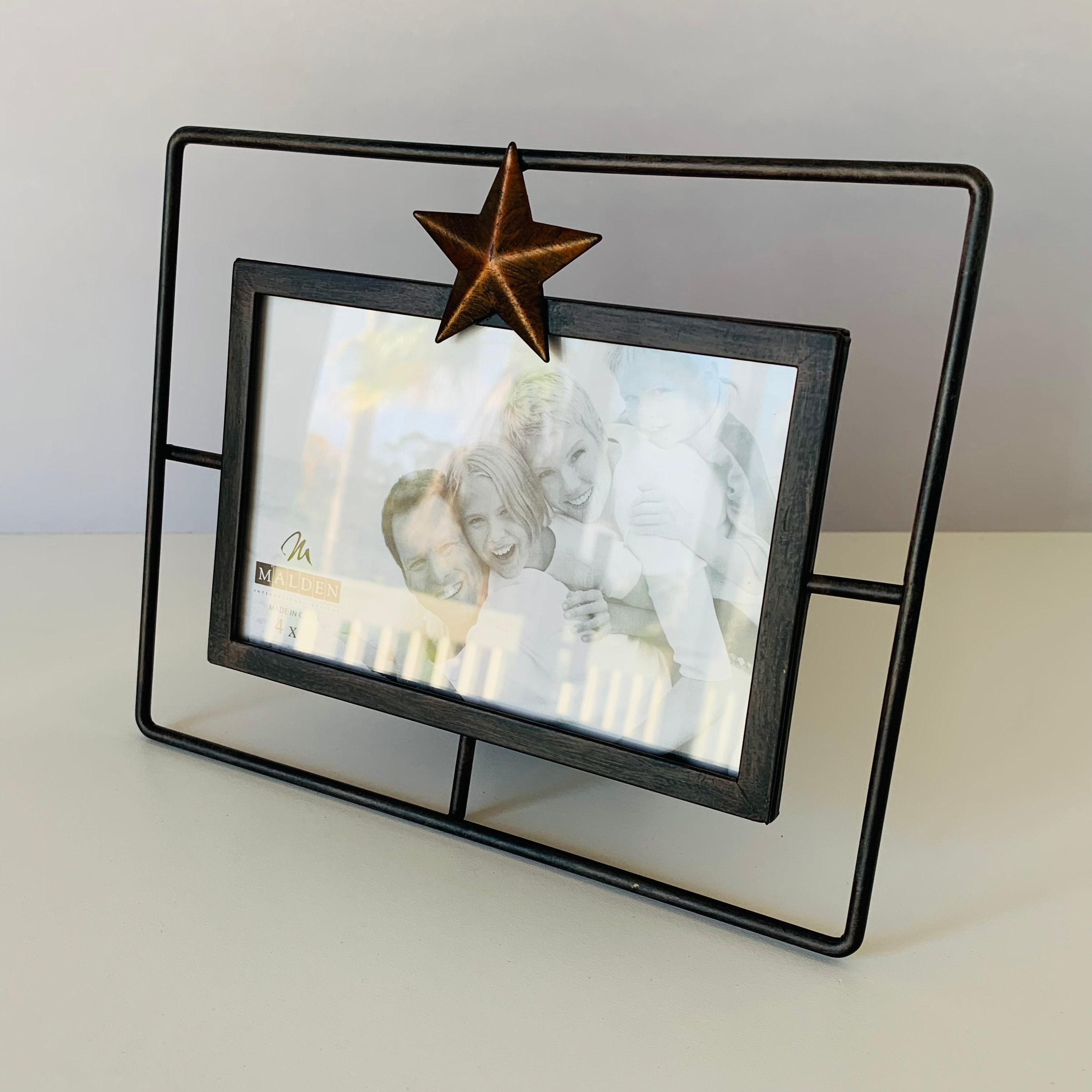 Malden International Designs 4x6 Family Picture Frame Family Knows You The  Best & Loves You The Most White MDF Wood Frame Routed Gray MDF Wood Base