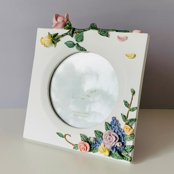 ROSES and ROSES FRAME, Lady Jayne Ltd 3D Ceramic Colorful Flowers Photo Frame, For a 3" Round Picture, Floral Frame