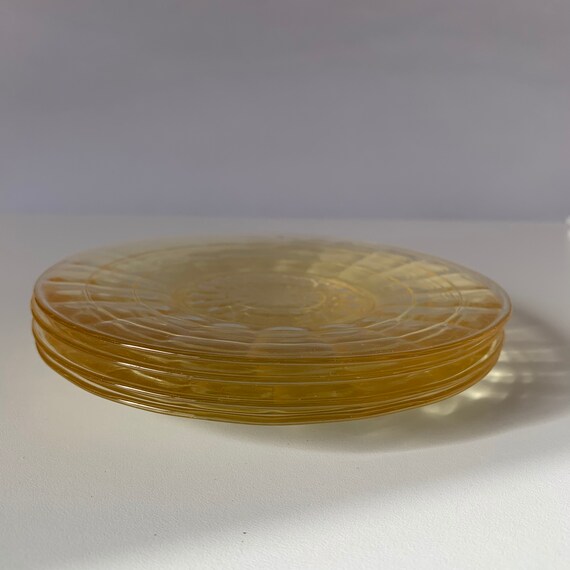 4 LIGHT YELLOW PLATES Pressed Glass Light Yellow Desert Etsy