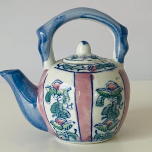 CERAMIC TEAPOT BOX Miniature Figure, Ben Rickett Mini Blue and Pink Art Teapot with Lid Figurine, Mini Decorative Tea Pot