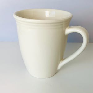 ONEIDA CULINARIA CUP, Oneida Culinaria A La Mode Cream Coffee Mug, Oneida 12 oz Cup, 4-1/2&quot; Tall, Solid Cream Color with Rib Design Rim