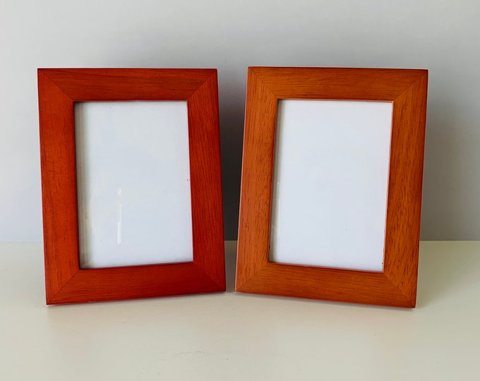 2 RED WOOD FRAMES, Small Wood Photo Frames, for 3 X 5 Pictures, Set of