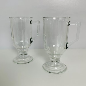 2 IRISH COFFEE CUPS, Clear Glass Pedestal Mugs Teacups, Latte Cappuccino Hot Chocolate Cups, 5-1/2&quot; T, Set of 2 Matching Irish Coffee Mugs