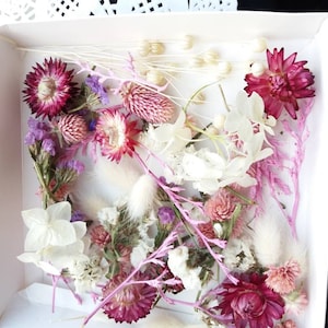 small dried flowers,Mix dry flowers,flowers for resin filling,floral decor,Flower Box random potpourri,resin flowers,dry flower supply