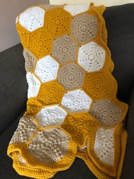 Honeycomb blanket crochet sale