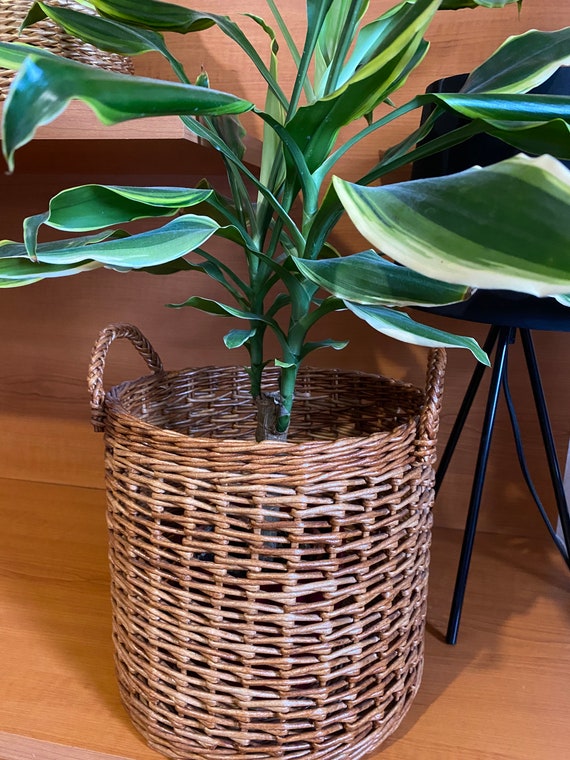 Large Round Wicker Laundry Basket With Handle Rustic Woven Etsy