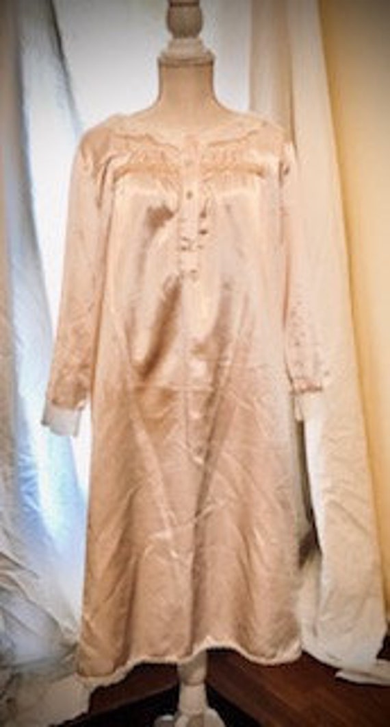 Vintage 1950s Pink Satin Nightgown