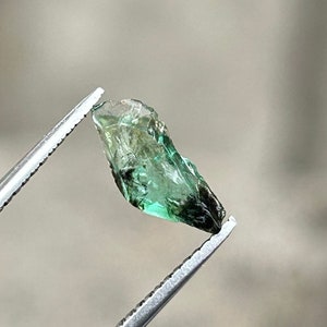 Rare Emerald Rough, Emerald Raw, Loose Emerald Rough, Emerald Chunks, Emerald Rough, Emerald Rough Stone, Emerald Crystal, Raw Emerald