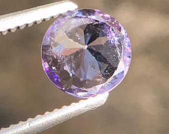天然パープルピンクタンザナイト 0.85 CT ラウンドカット宝石（高級