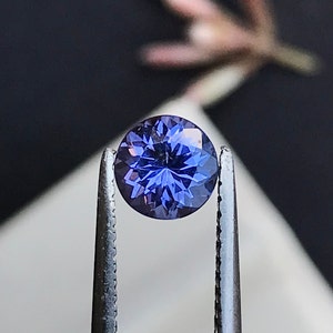 5.50 MM Blue Tanzanite Round, Tanzanite Faceted, Tanzanite, Tanzanite Inclusion, Tanzanite Stone, Tanzanite Round, Incluse Tanzanite, Stone