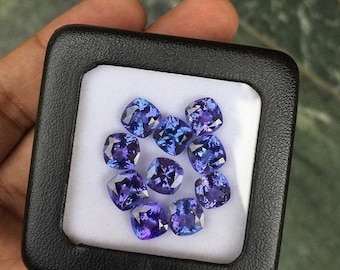 Natural Tanzanite Gemstone,4MM Cushion Tanzanite,AAA Color Tanzanite,Tanzanite Square Cushion,Genuine Tanzanite,Faceted Tanzanite Cushion