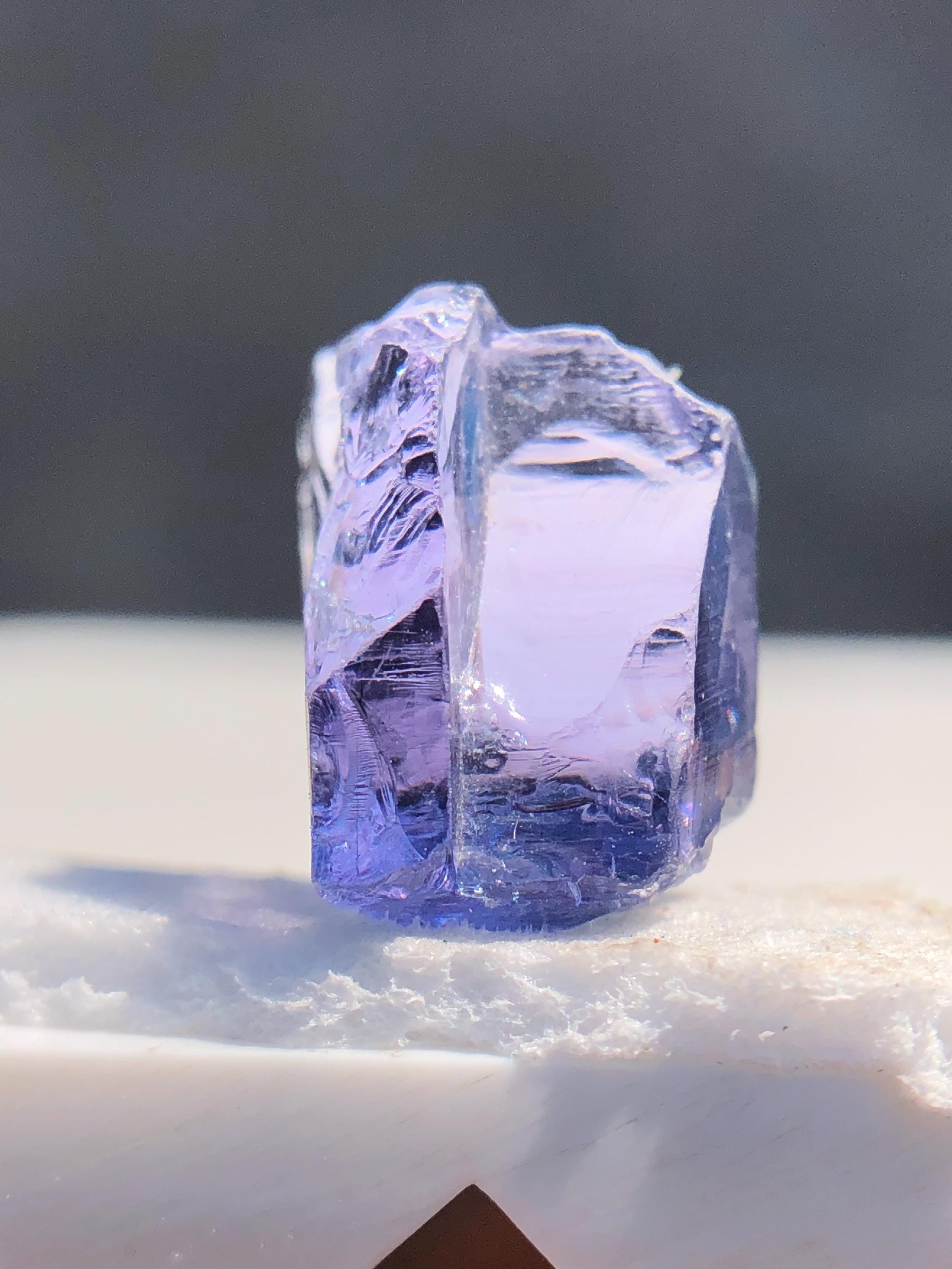 Natural Purple Blue Color Tanzanite Rough, Zoisite Tanzanite Crystal, Unheated Tanzanite Raw, Loose Tanzanite Rough, 5 Carats Tanzanite Raw.