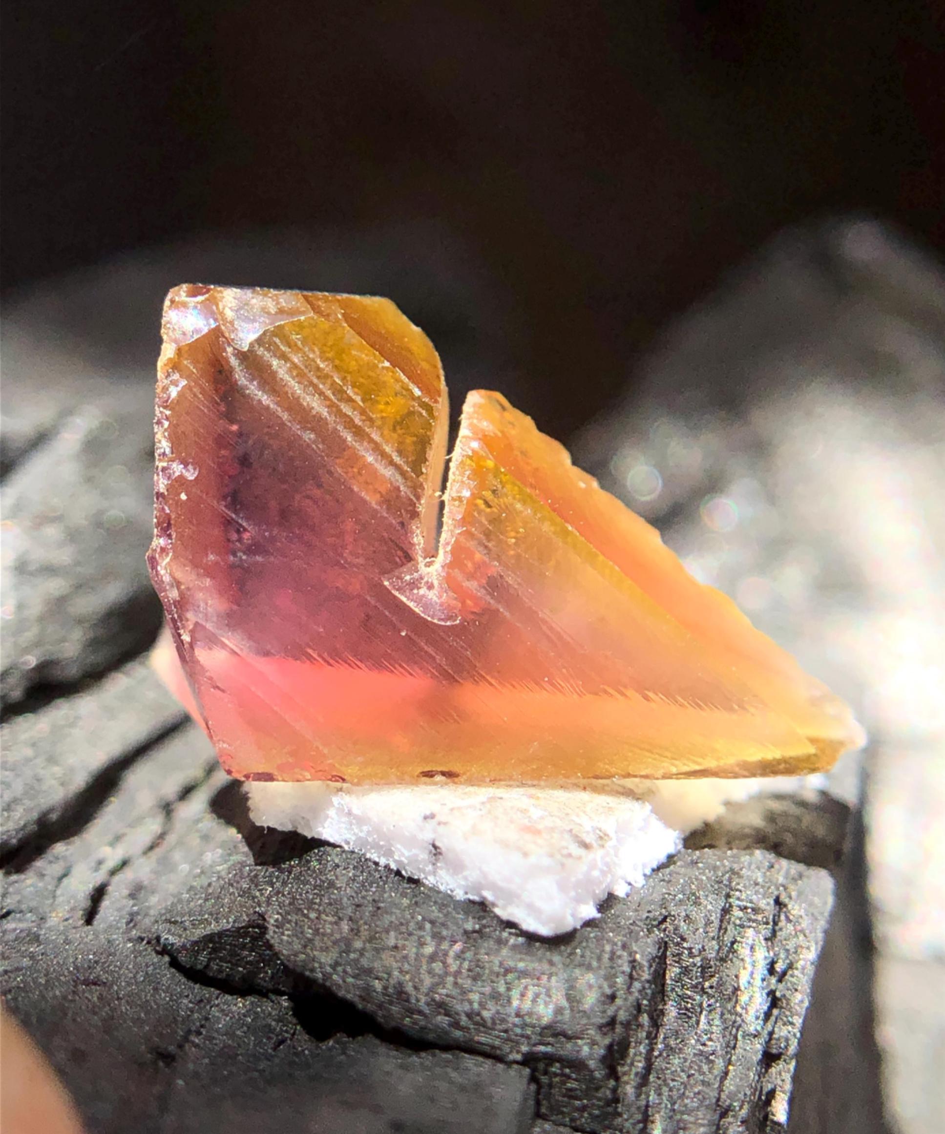 天然アメトリン原石、バイオアメトリン、紫黄色原石、ファセット