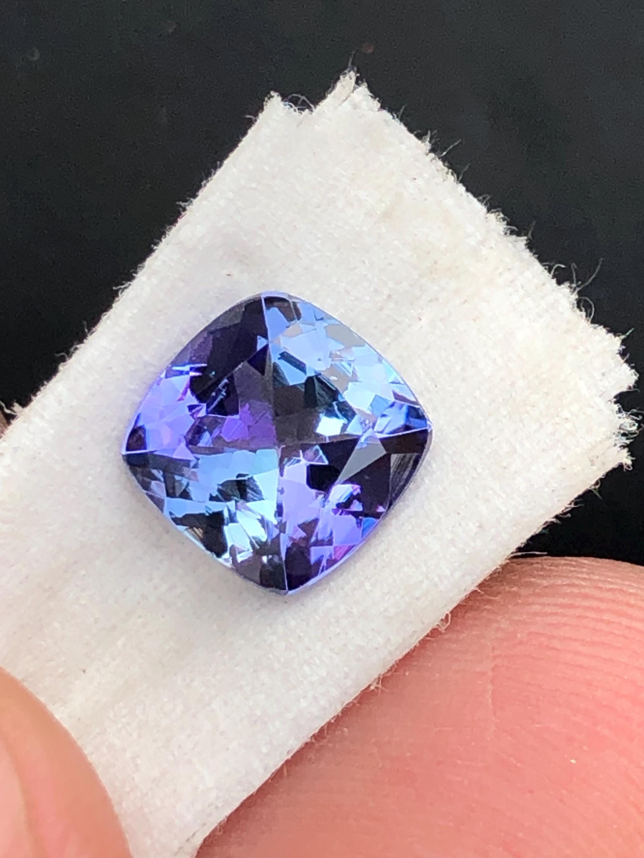 ゾイサイト パープル グリーン ブルー カラー タンザナイト マルチ