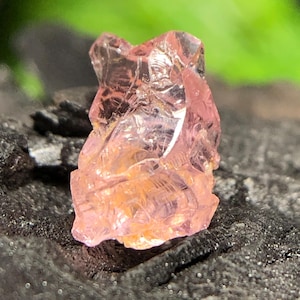 天然ベビーピンクスピネル原石、スピネル標本結晶、ジュエリー製作用
