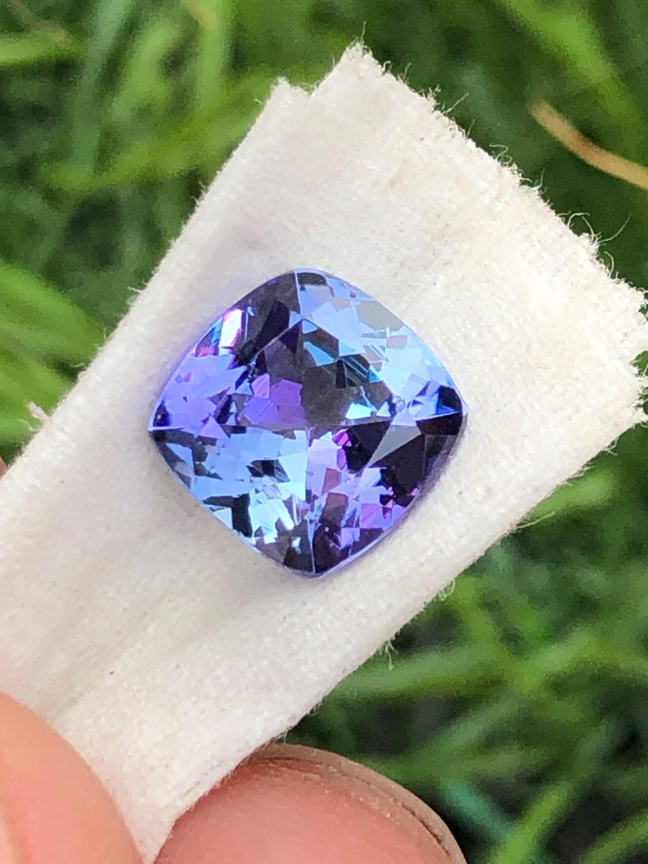 ゾイサイト パープル グリーン ブルー カラー タンザナイト マルチ