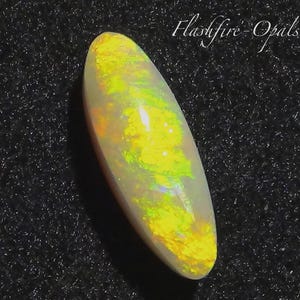 3.3 ct GEM Precious Semi Crystal Opal Brilliant Gold/Orange/Green
