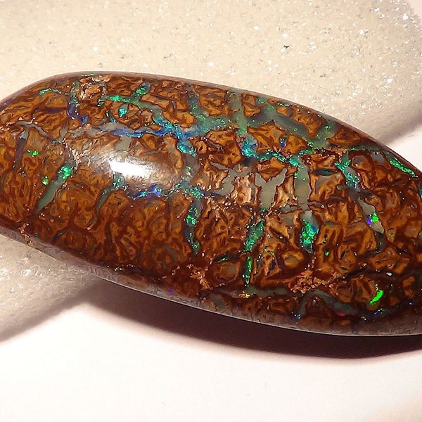 Unique Koroit Gem Opal 60.20 c. Bright GREEN BLUE ADERN