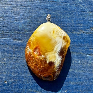 Amber Teardrop Pendant, Shiny Natural Baltic Amber gemstone cabochon, Amber Pendant , Gift for Woman, Amber gift, gemstone , Baltic amber