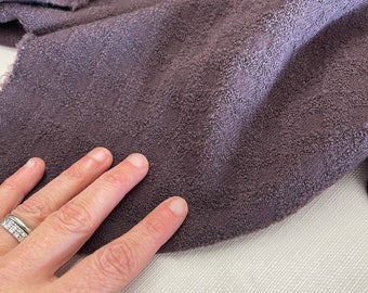 Tejido de lana cortado a medida (medio metro), color ciruela, cuadros lisos y en relieve, Bouclè fino, venta de liquidación