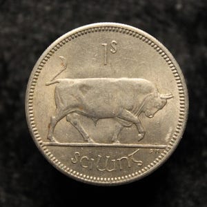 Ireland Irish Republic 1964 One Shilling Coin Bull 1 Scilling Coin