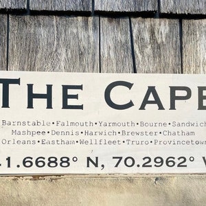 Panneau des villes nautiques en bois de Cape Cod
