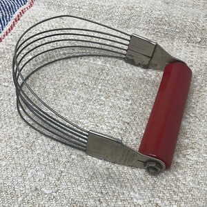 Bakelite Kitchen Whip Utensil Red Handled