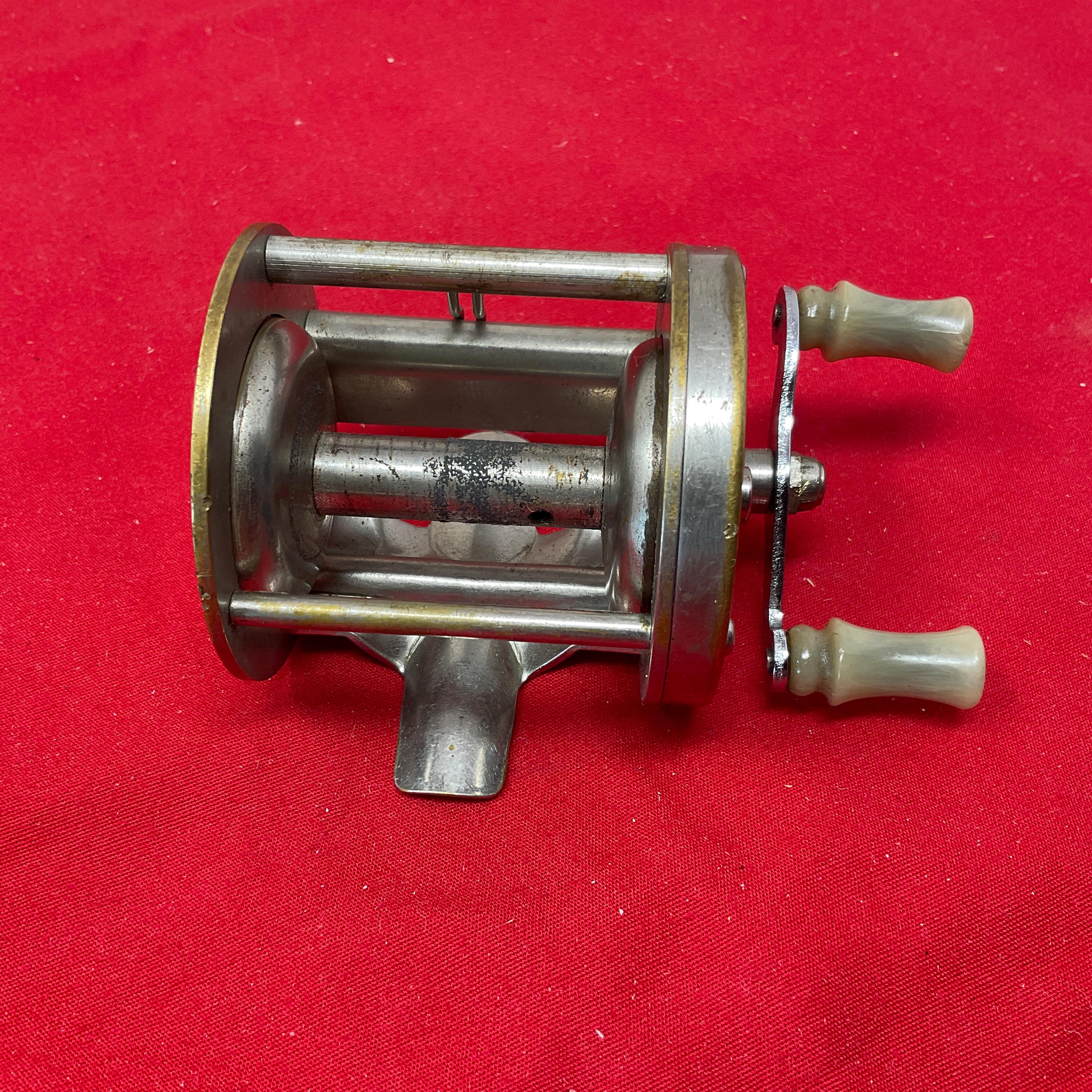 Vintage Shakespeare Reel - Etsy