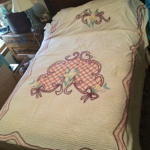 Vintage Chenille Bedspread White Colored Floral Design