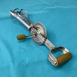 Vintage Hand Mixer Beater Green Bakelite Handles Androck