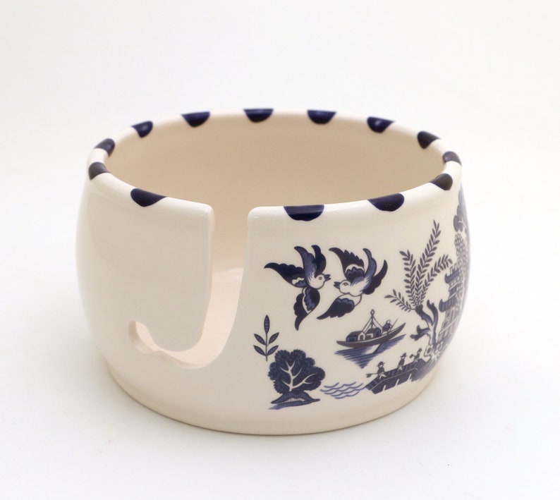 Blue Willow inspired yarn bowl lovebirds chinoiserie
