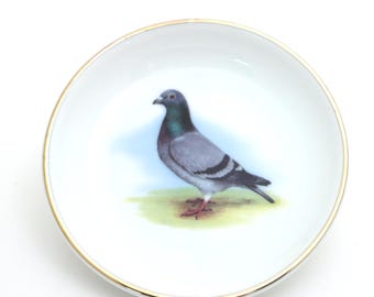 Pigeon ring dish, ring holder, ceramic and gold, gift for city dweller, bird lover