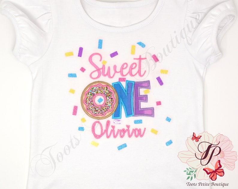 Sweet One Birthday Ruffle Bummies Outfit Donut, Pink with Sprinkles, Personalized Embroidery, Glitter vinyl, Hair Bow and Party Hats image 6