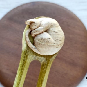 Pregnant Cat Wooden Hair Fork. Handmade Hair Stick & Carved Hairpins. Natural Wood Hair Accessories for Long Hair. Gift for Women