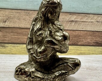 Pyrite Mother & Baby crystal carving unique baby shower gift | unique gift for mom | birthing gift | mom and baby crystal carving |  love