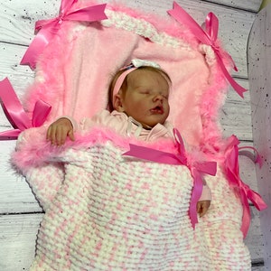 Baby reborn dolls snuggle bed - super soft knitted with pink and white, and pink fur and bows