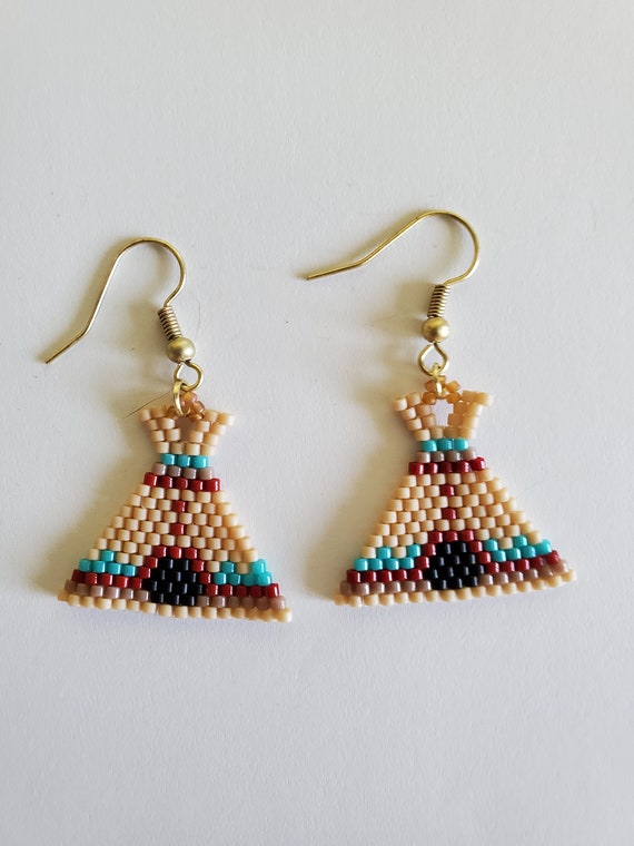 Teepee Peyote Stitch Earrings