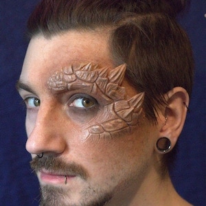 Dragon/écailles/lézard demi-visage prothétique, maquillage SFX, appareil en silicone, halloween, effets spéciaux, cosplay, LARP image 2