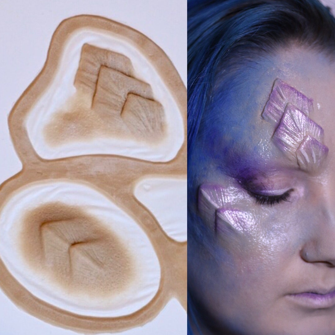 Prótesis de media cara de sirena encapsulada en silicona