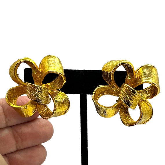 Vintage Oversized Gold Bow Earrings 1980s 1990s C… - image 2