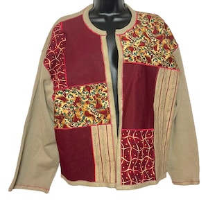 Vintage Christmas Sweatshirt Cardigan 1980s 1990s Patchwork Handmade Cardinals Holly Crafty Grandmacore Cottagecore Holiday Party Sz M L