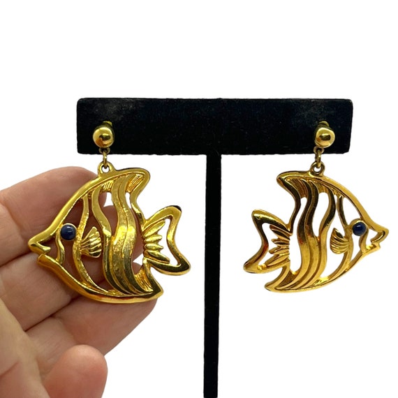 Vintage Avon Gold Fish Earrings 1980s 1990s Ornat… - image 2