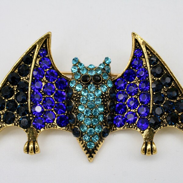 Crystal Bat Brooch- Bat Pin- Ladies Brooch- Whimsical Brooch- Whimsical Jewelry