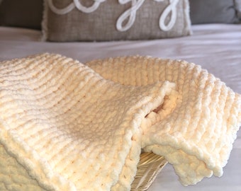 VANILLA CREAM COZY Throw, chenille soft chunky blanket, best blankets