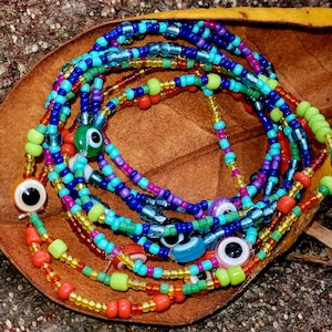 Evil Eye Bracelet in Red