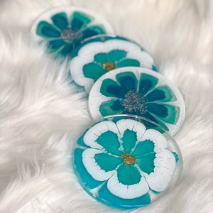 Blue and White Flower Inspired Resin Coasters, Set of 4 Blue and White Flower Inspired Resin Coasters, Blue and White Home Decor