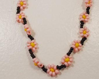 Collares de cadena Daisy hechos a mano a medida