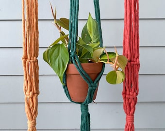 Macrame Plant Hanger | Indoor Hanging Planter | Fall Home Decor | Single
