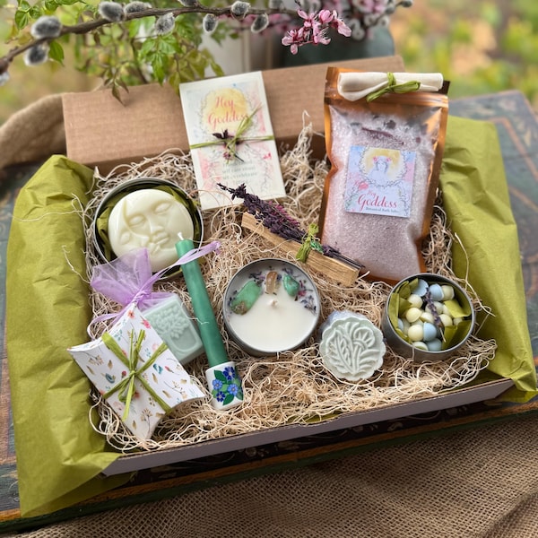 Hey Goddess Witchy Self Care Gift Set