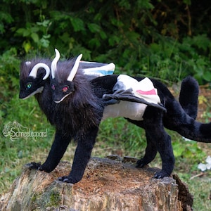 Aru&#39;torn - large double-headed dragon, poseable art doll